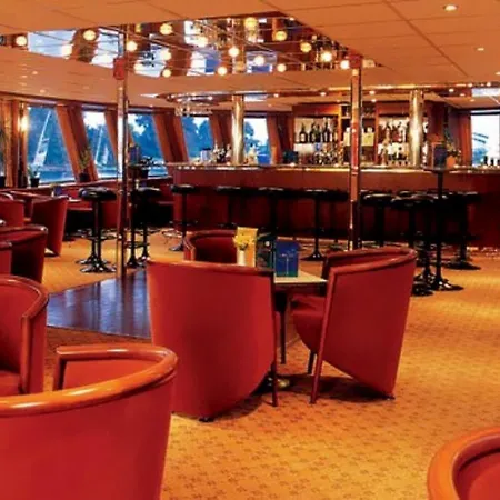 Baxter Hoare Hotel-ship Melody